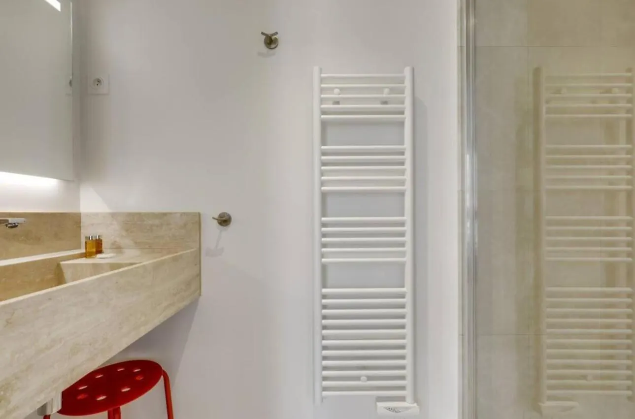 Spacious Apartment - 4B-8P - Sentier Paris
