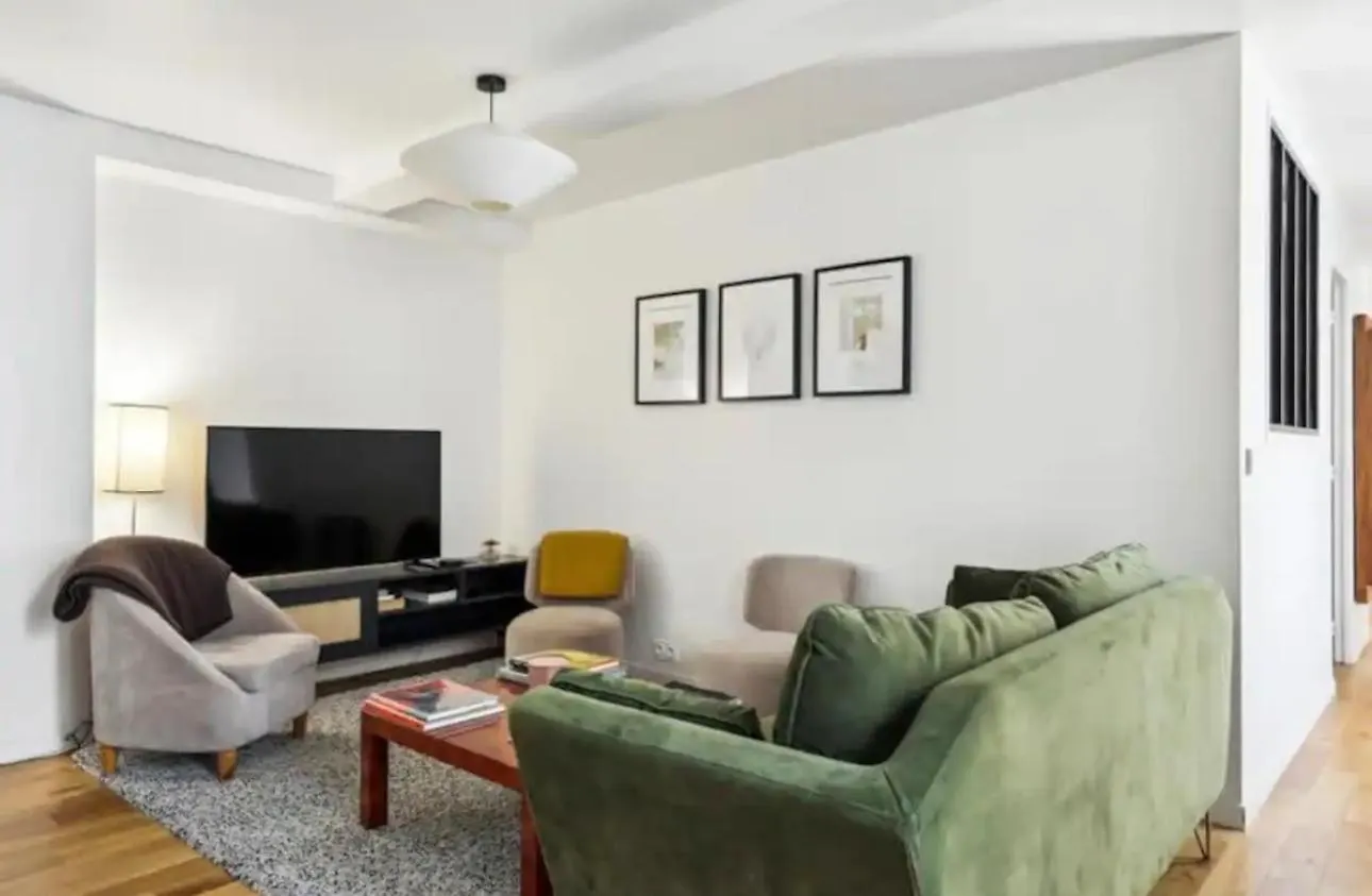 Spacious Apartment - 4B-8P - Sentier contacts